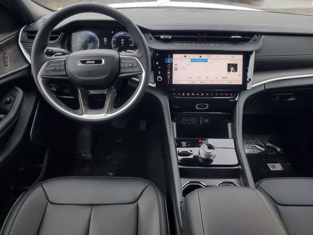 New 2026 Jeep Grand Cherokee Limited image 16