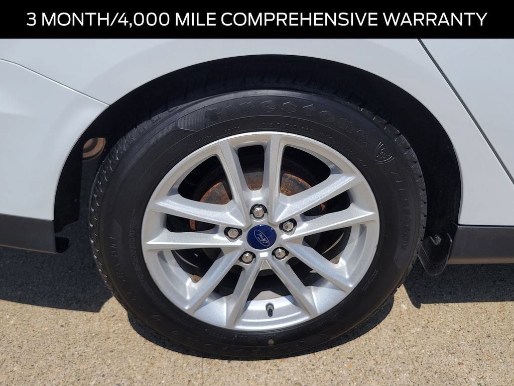 Certified 2017 Ford Focus SE FWD image 4