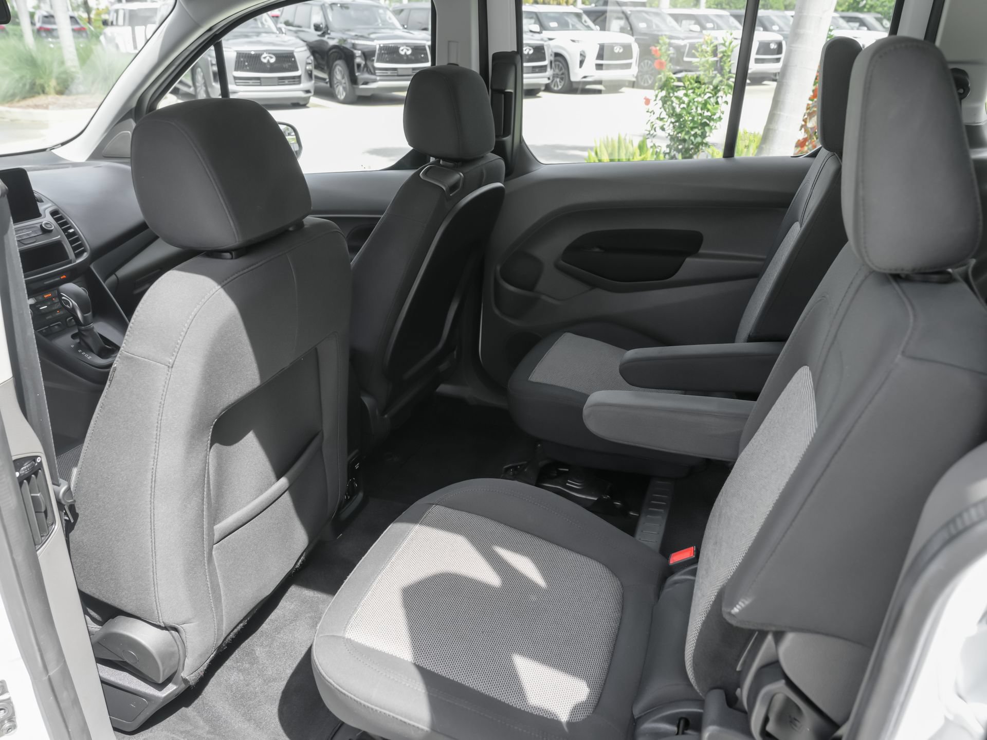 Used 2023 Ford Transit Connect XL FWD image 34