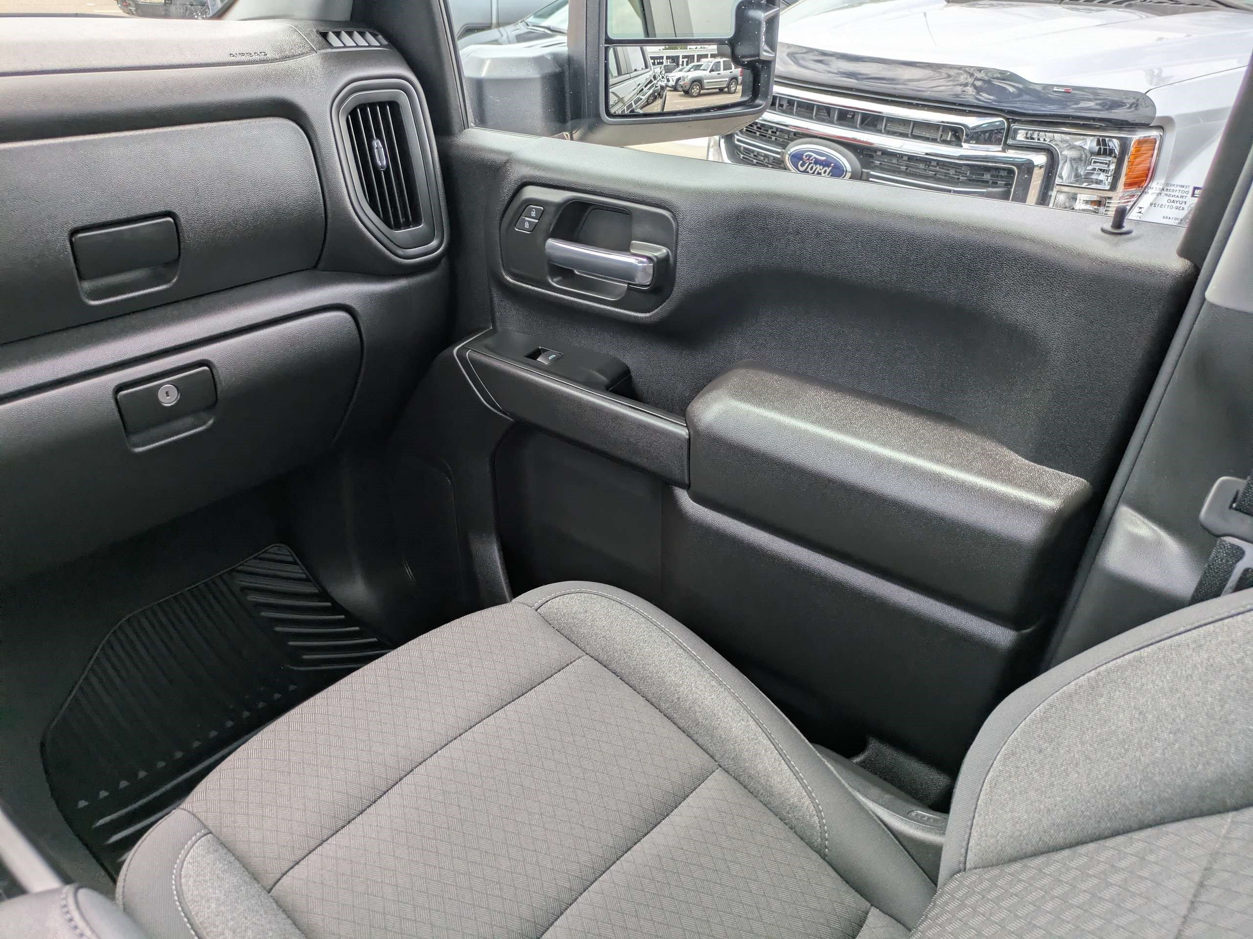 Used 2026 Chevrolet Silverado 2500 Custom w/ Custom Value Package AWD/4WD image 16