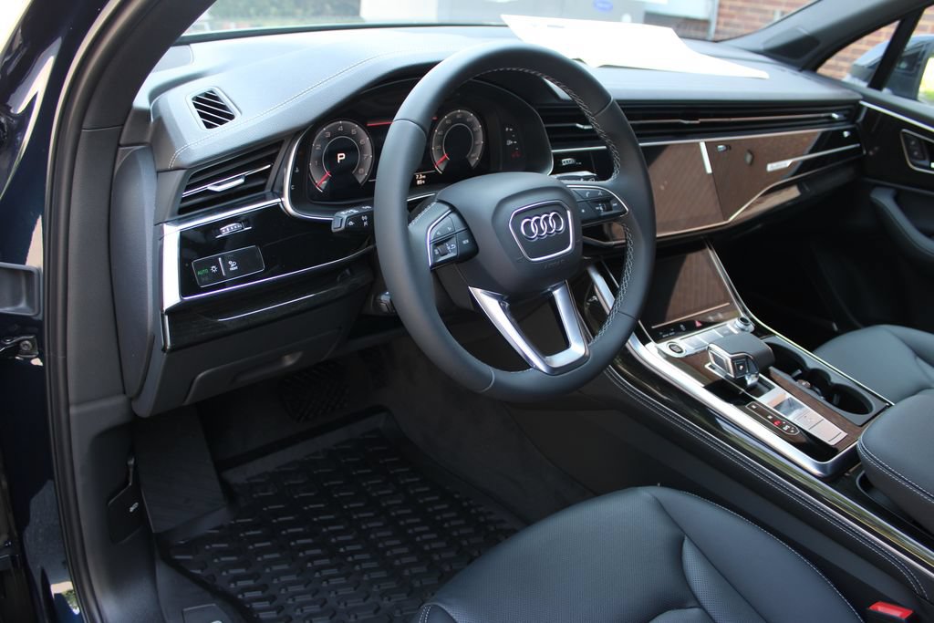 New 2025 Audi Q7 3.0T Premium Plus AWD/4WD image 43