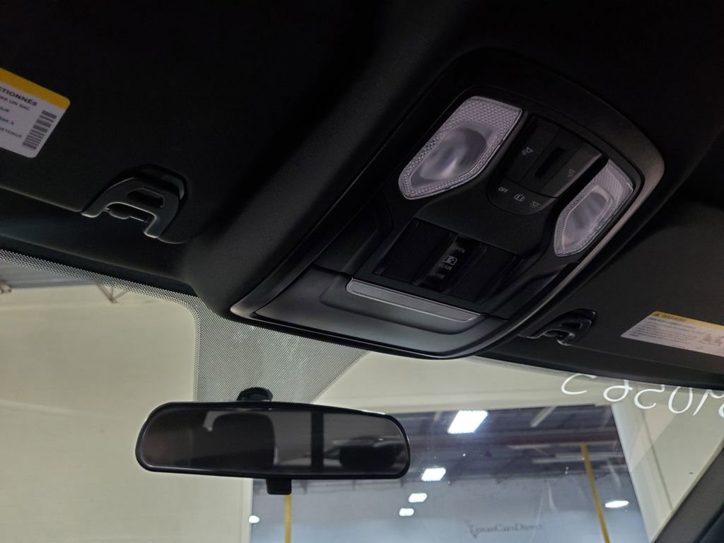 Used 2024 RAM 2500 Tradesman w/ Chrome Appearance Group image 38