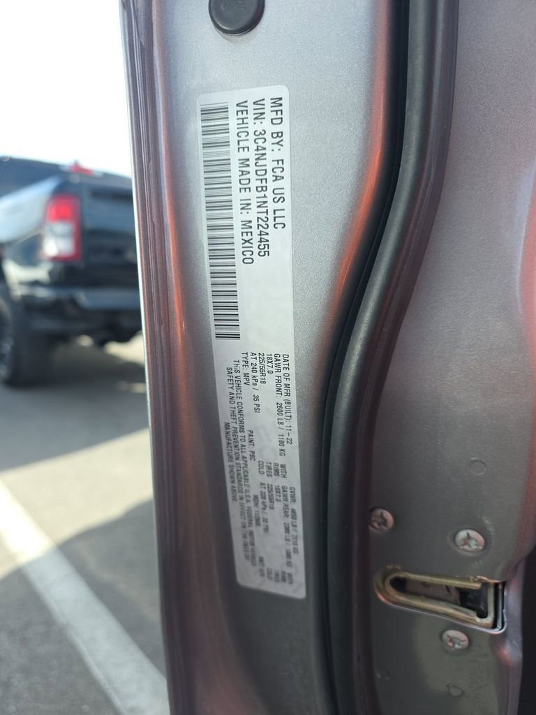 Used 2022 Jeep Compass Latitude w/ Sun and Sound Group image 18