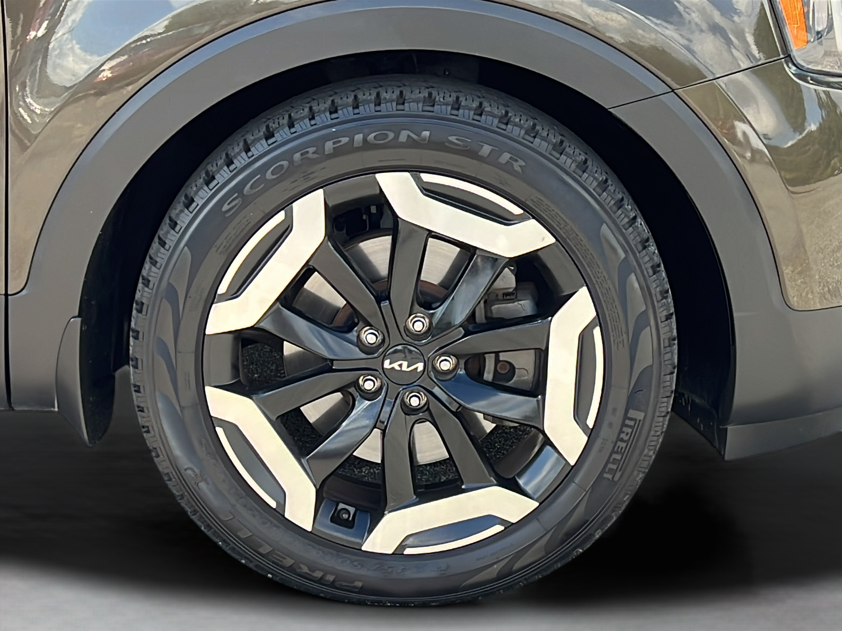 Certified 2023 Kia Telluride S AWD/4WD image 10
