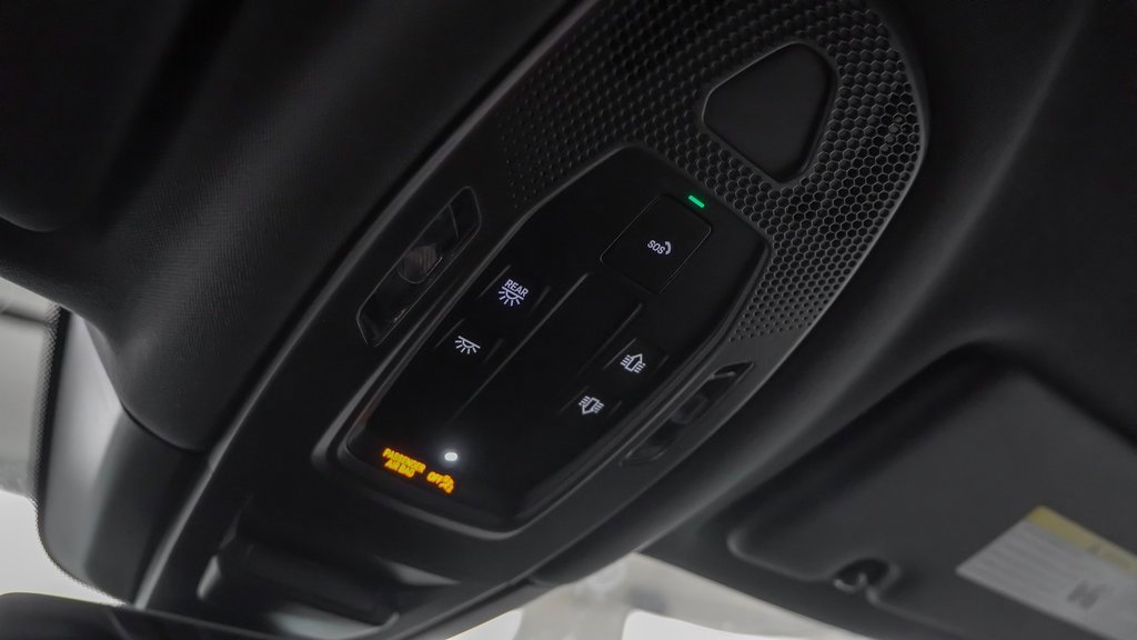 New 2025 Porsche Cayenne Coupe image 28