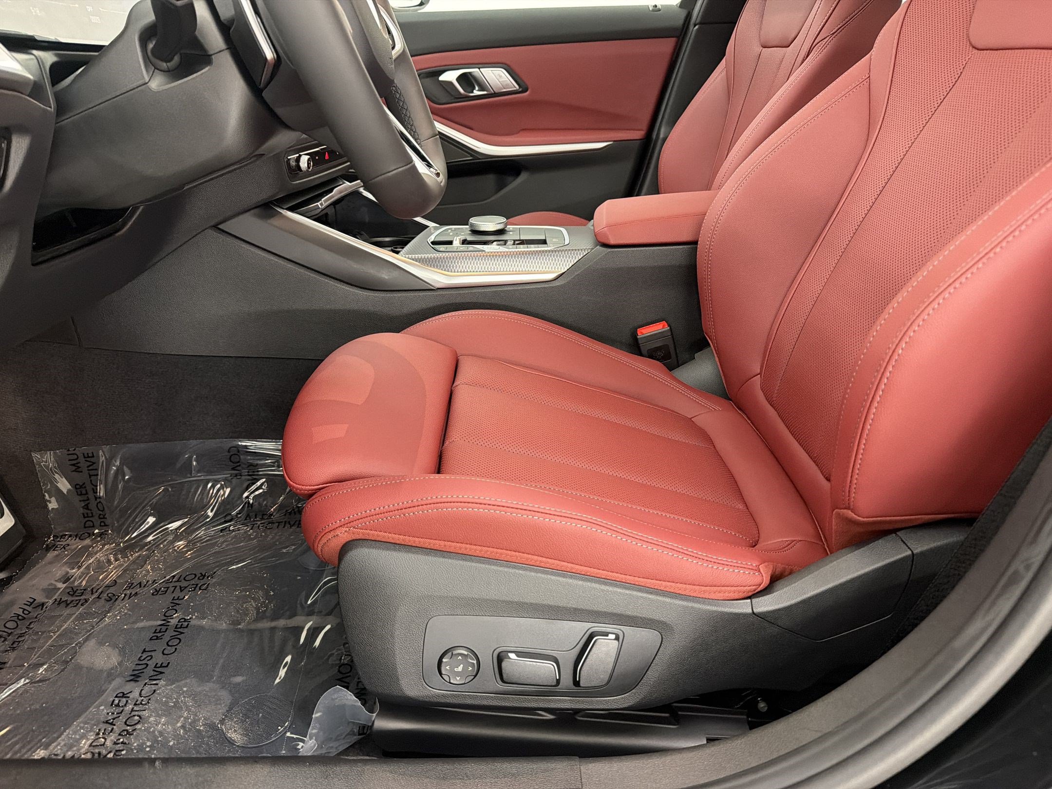 New 2026 BMW 330i Sedan w/ M Sport Package RWD image 5