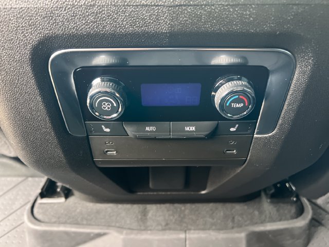 Certified 2025 Chevrolet Suburban RST w/ Comfort Package AWD/4WD image 21