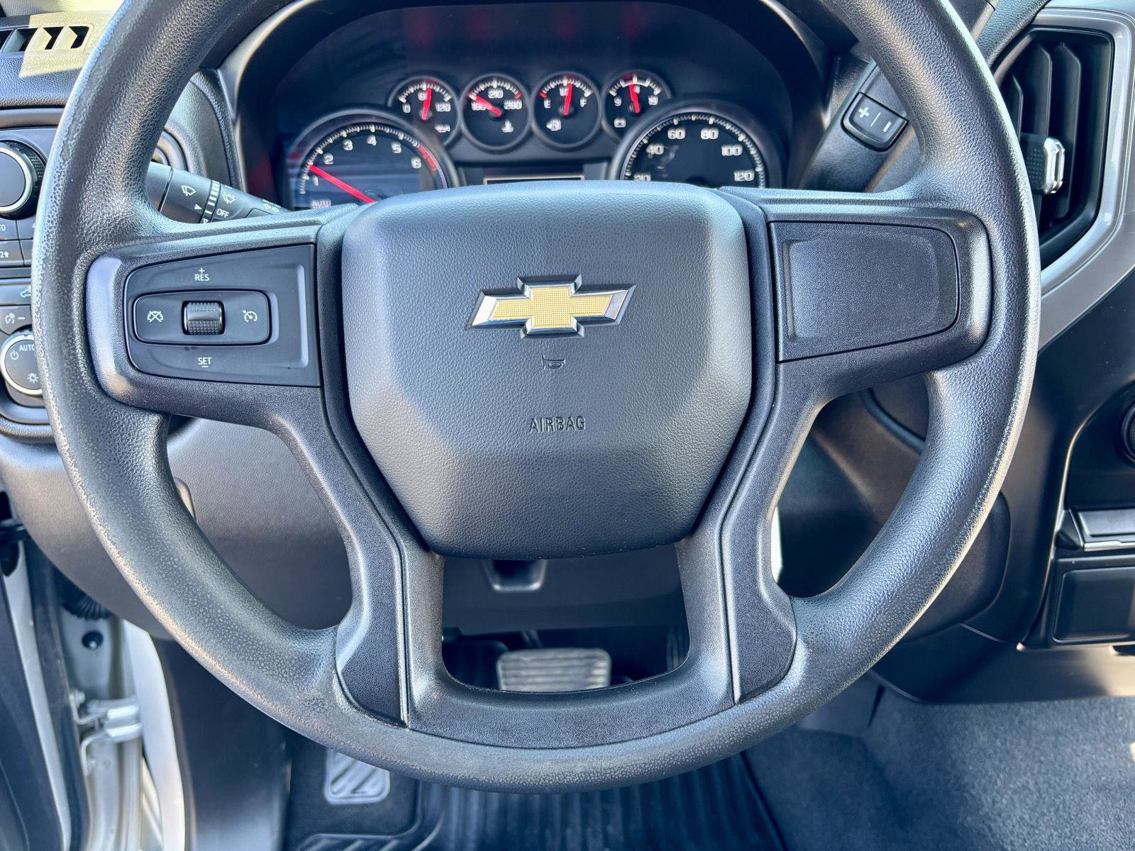 Used 2020 Chevrolet Silverado 1500 Custom w/ Custom Value Package AWD/4WD image 37