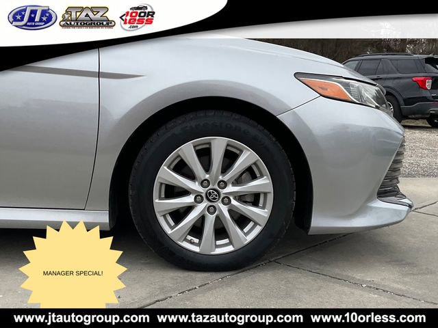 Used 2019 Toyota Camry LE image 9
