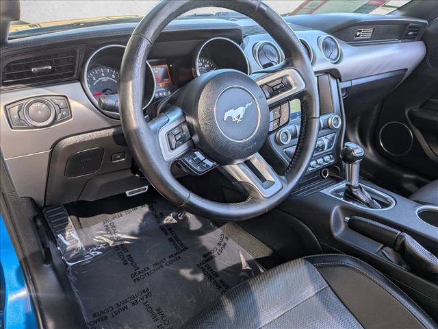 Used 2020 Ford Mustang Premium image 9