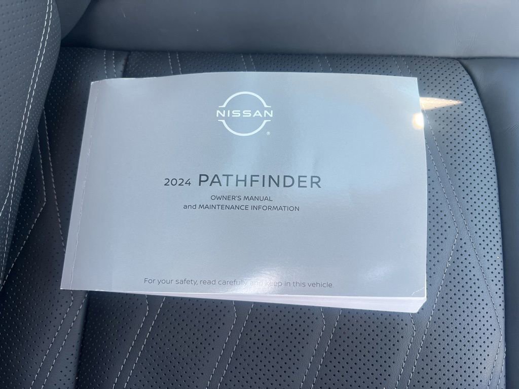 Certified 2024 Nissan Pathfinder Platinum w/ Cargo Package AWD/4WD image 27