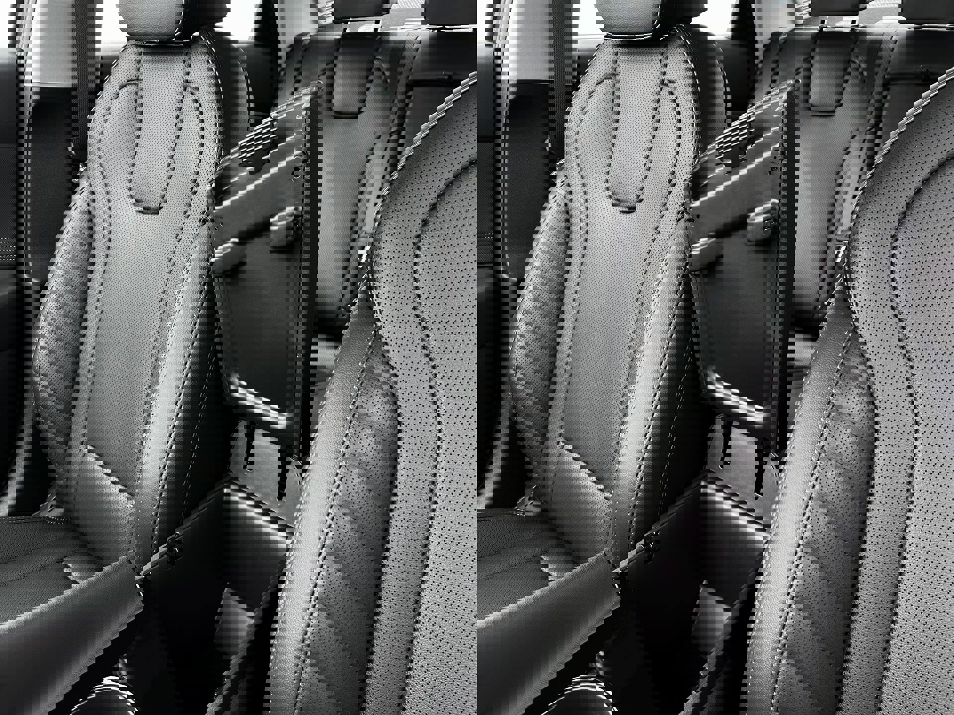 Used 2024 Hyundai Elantra Limited image 18