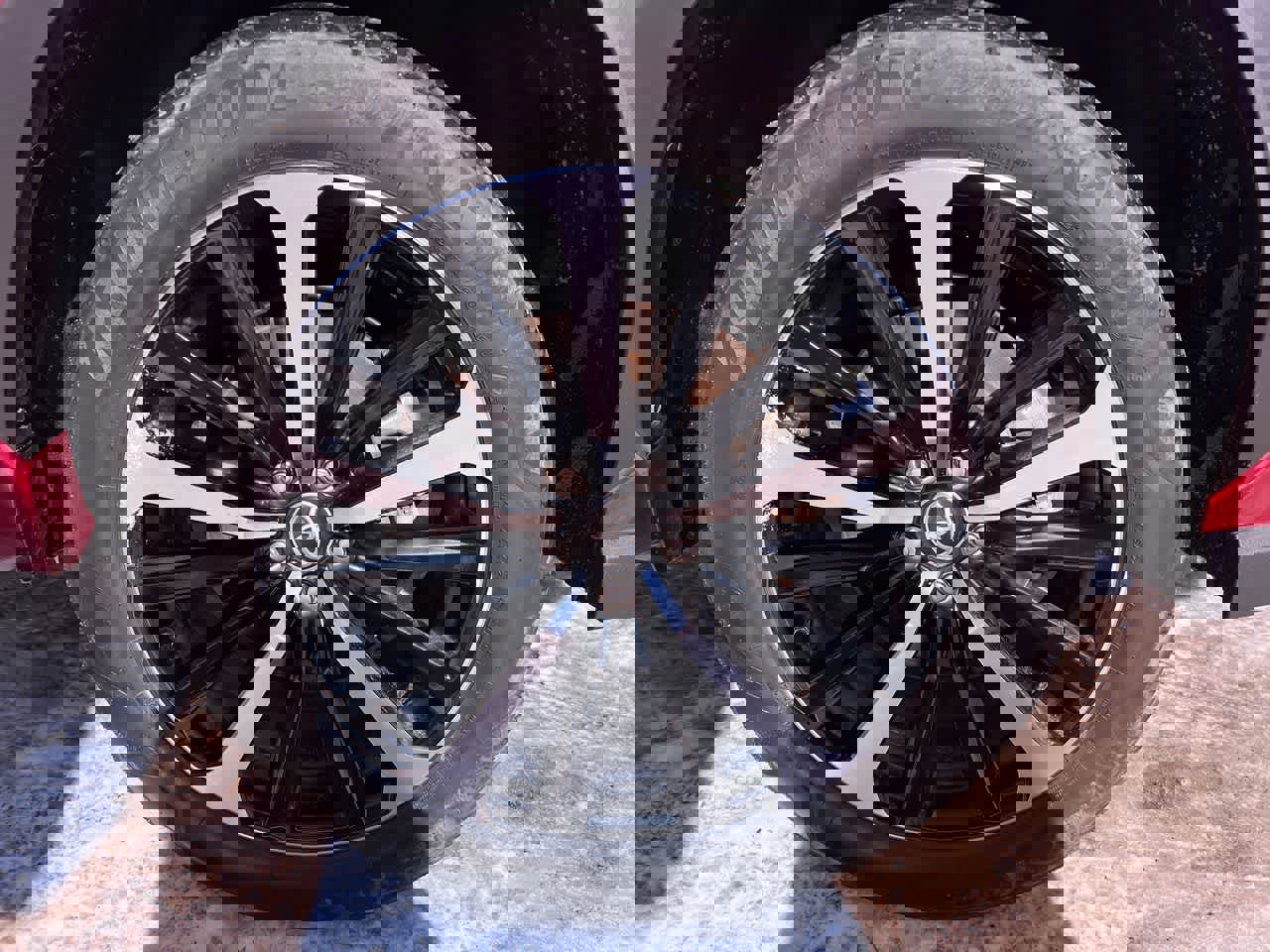 Used 2022 Toyota Highlander XSE image 10