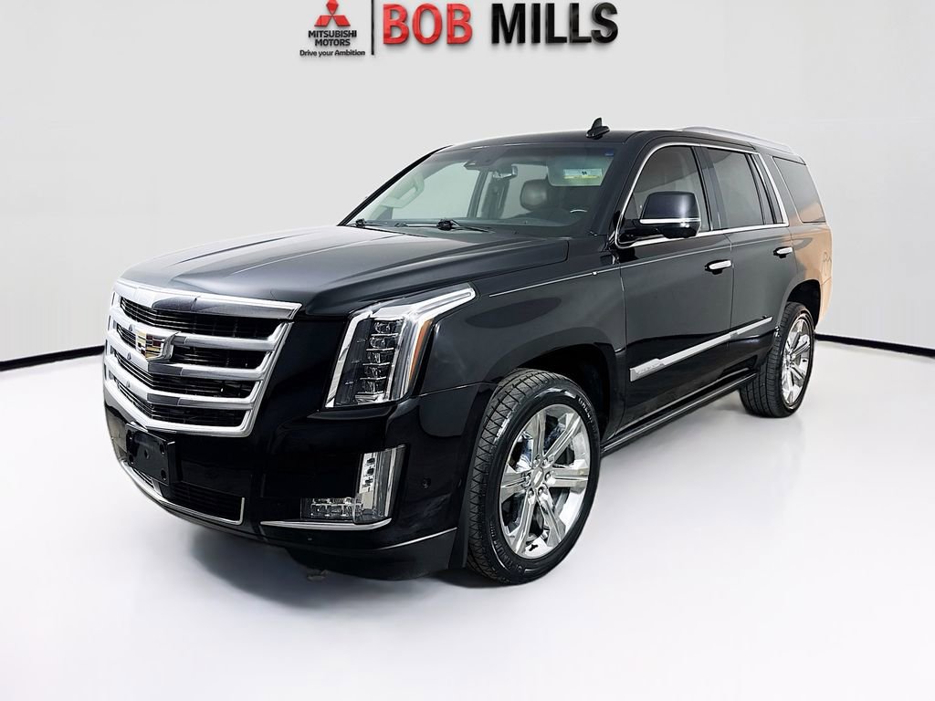 Used 2017 Cadillac Escalade Premium Luxury image 3