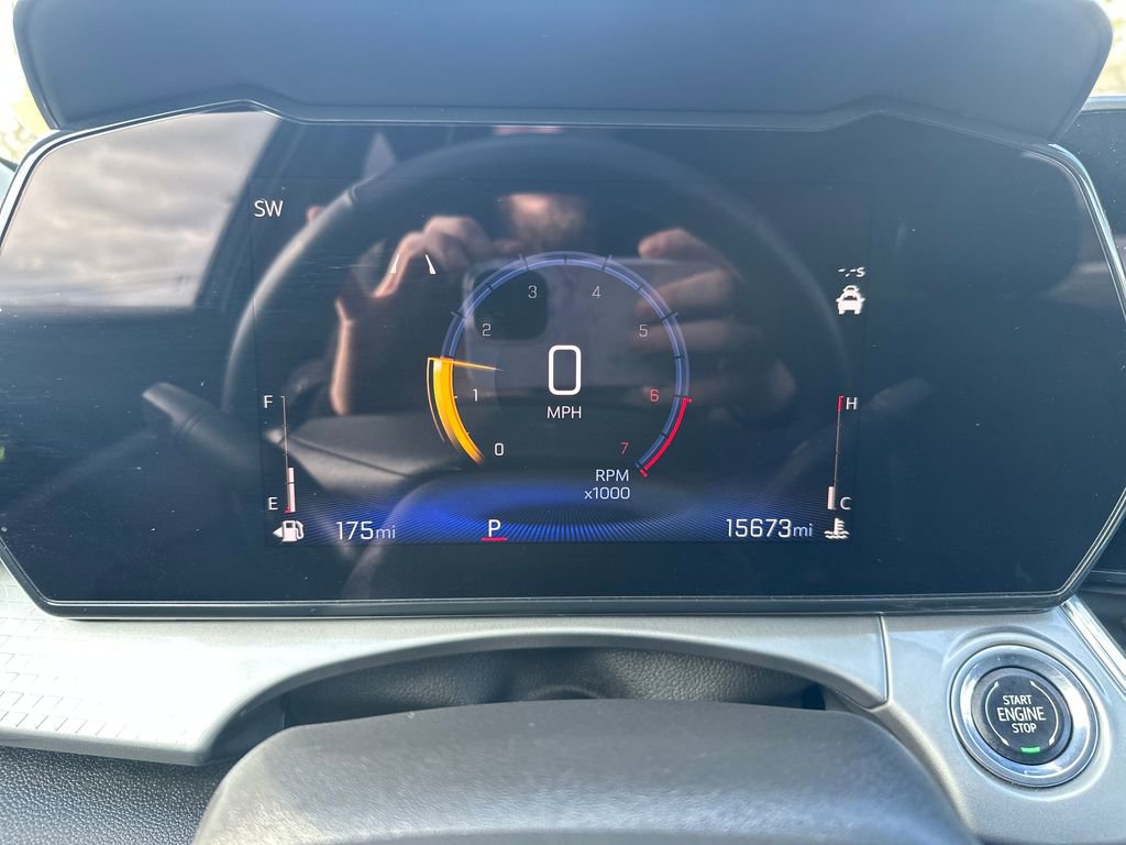 Used 2024 Chevrolet Trax LT w/ Driver Confidence Package image 13