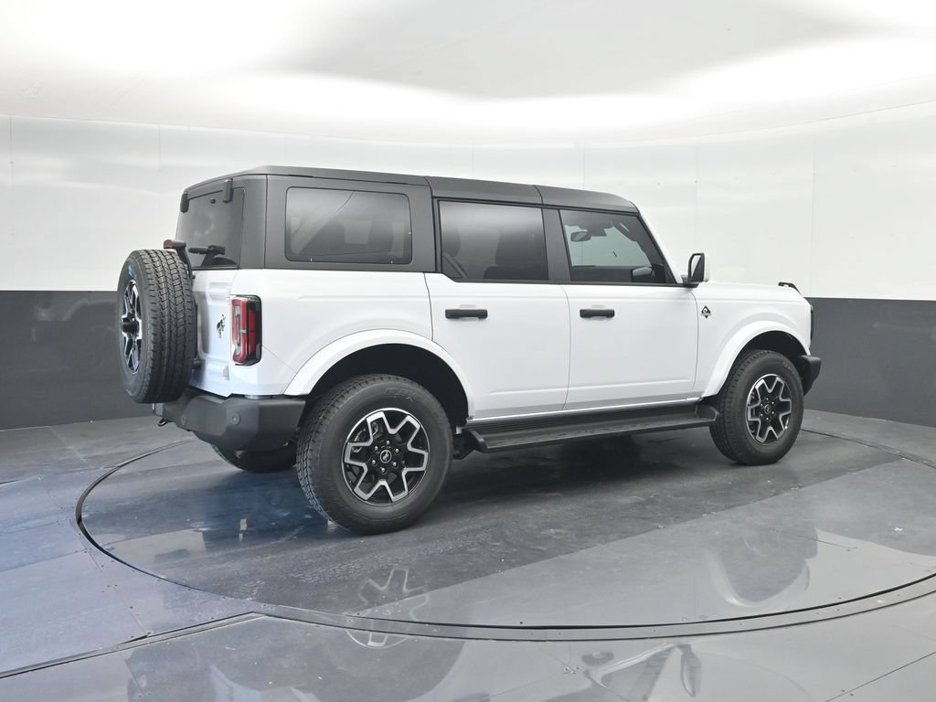 New 2026 Ford Bronco Outer Banks AWD/4WD image 15
