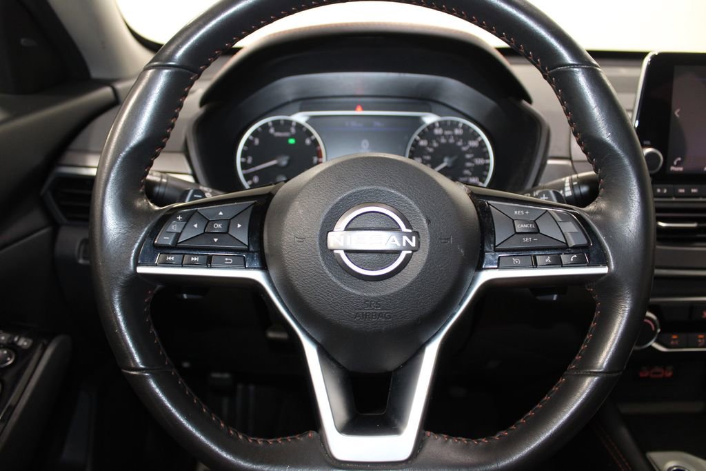 Used 2024 Nissan Altima 2.5 SR image 33