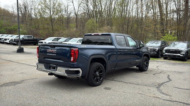 Used 2021 GMC Sierra 1500 4x4 Crew Cab w/ Sierra Value Package image 6