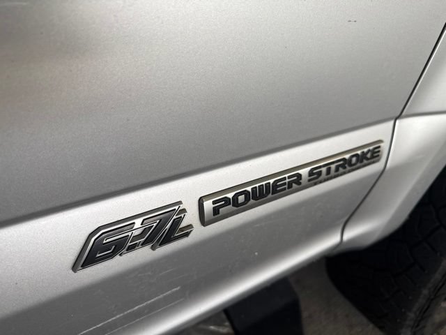 Used 2019 Ford F350 XLT w/ XLT Premium Package AWD/4WD image 4