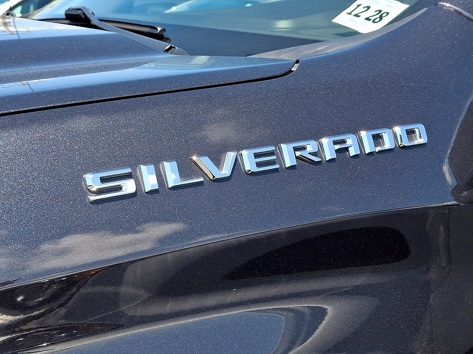Used 2024 Chevrolet Silverado 1500 LT AWD/4WD image 30