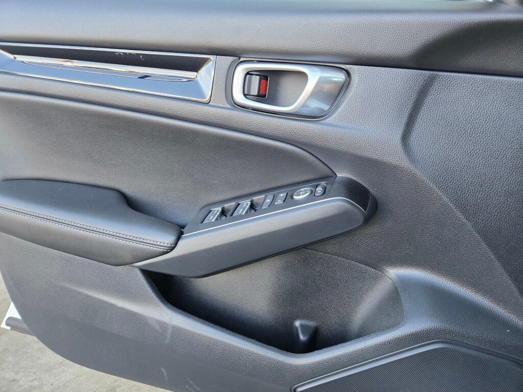 Certified 2024 Honda Civic Sport Touring image 22