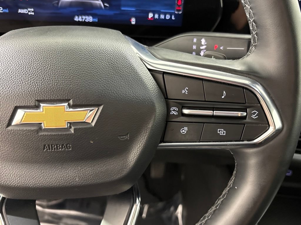 Used 2025 Chevrolet Equinox LT AWD/4WD image 29