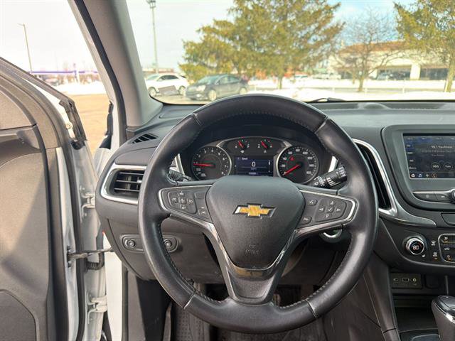 Used 2020 Chevrolet Equinox LT w/ Driver Convenience Package image 34