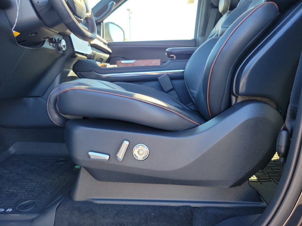 New 2027 Lincoln Navigator L Black Label AWD/4WD image 20