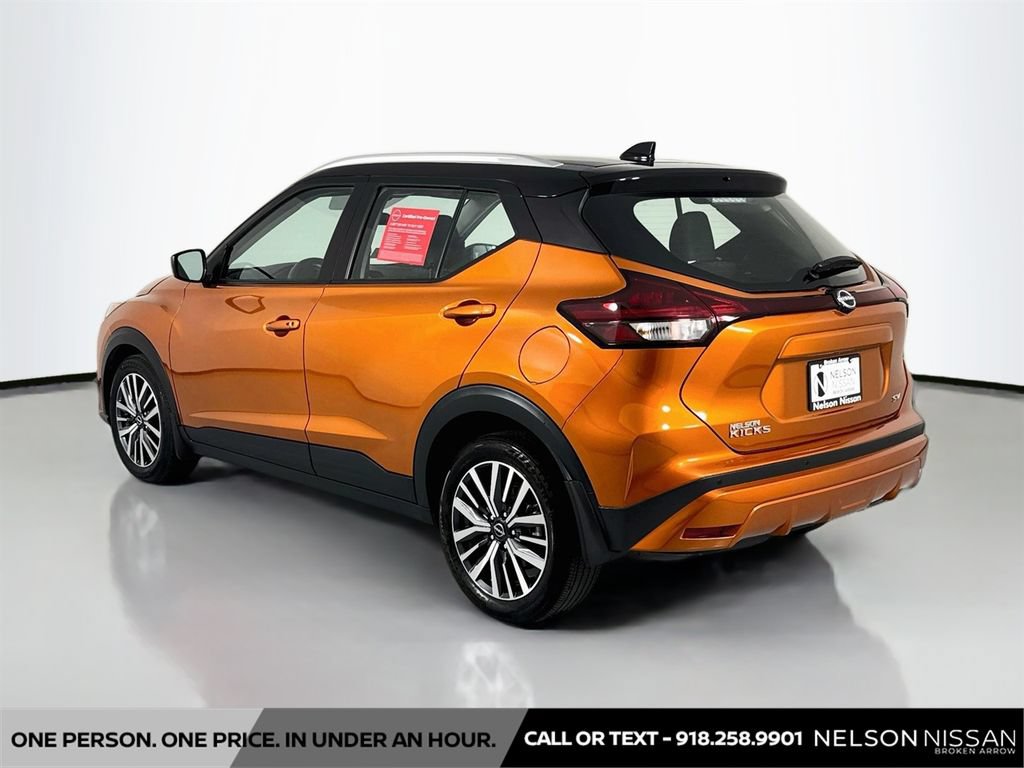 Used 2023 Nissan Kicks SV FWD image 7