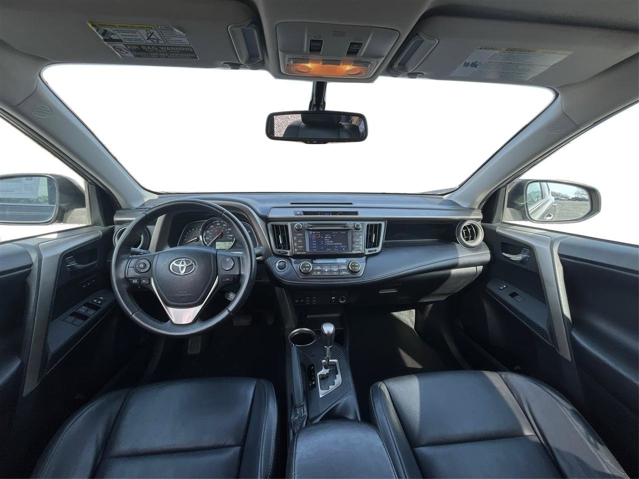 Used 2013 Toyota RAV4 Limited image 23