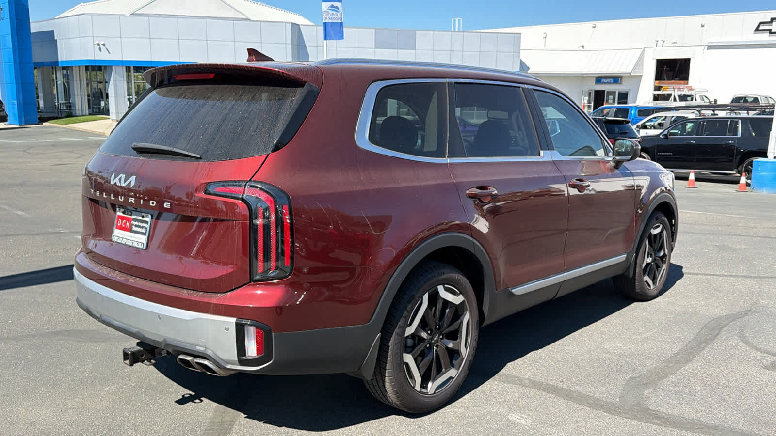 Used 2023 Kia Telluride EX w/ EX Captain's Chair Package image 5