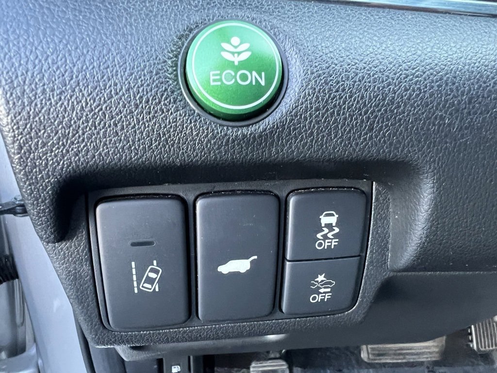 Used 2016 Honda CR-V Touring image 11