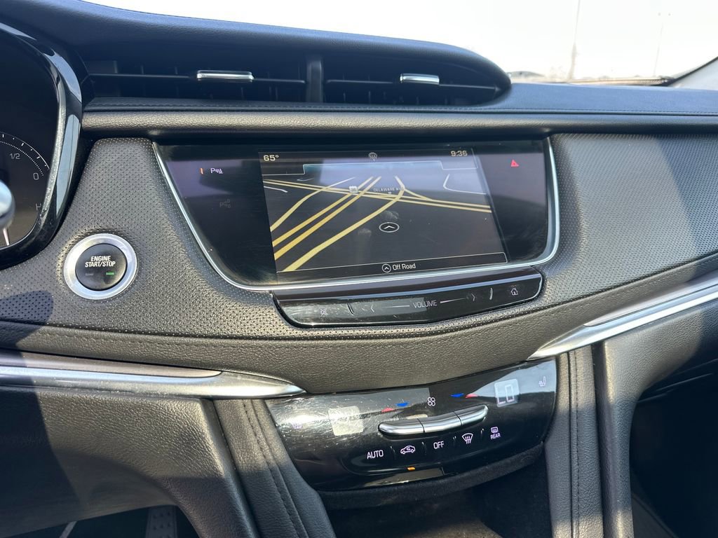 Used 2019 Cadillac XT5 Luxury AWD/4WD image 18