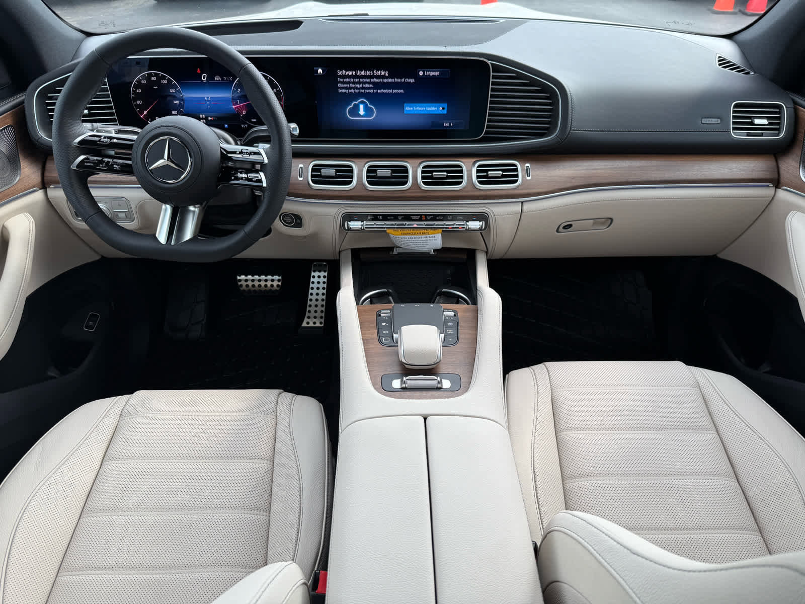 New 2026 Mercedes-Benz GLS 580 4MATIC image 12