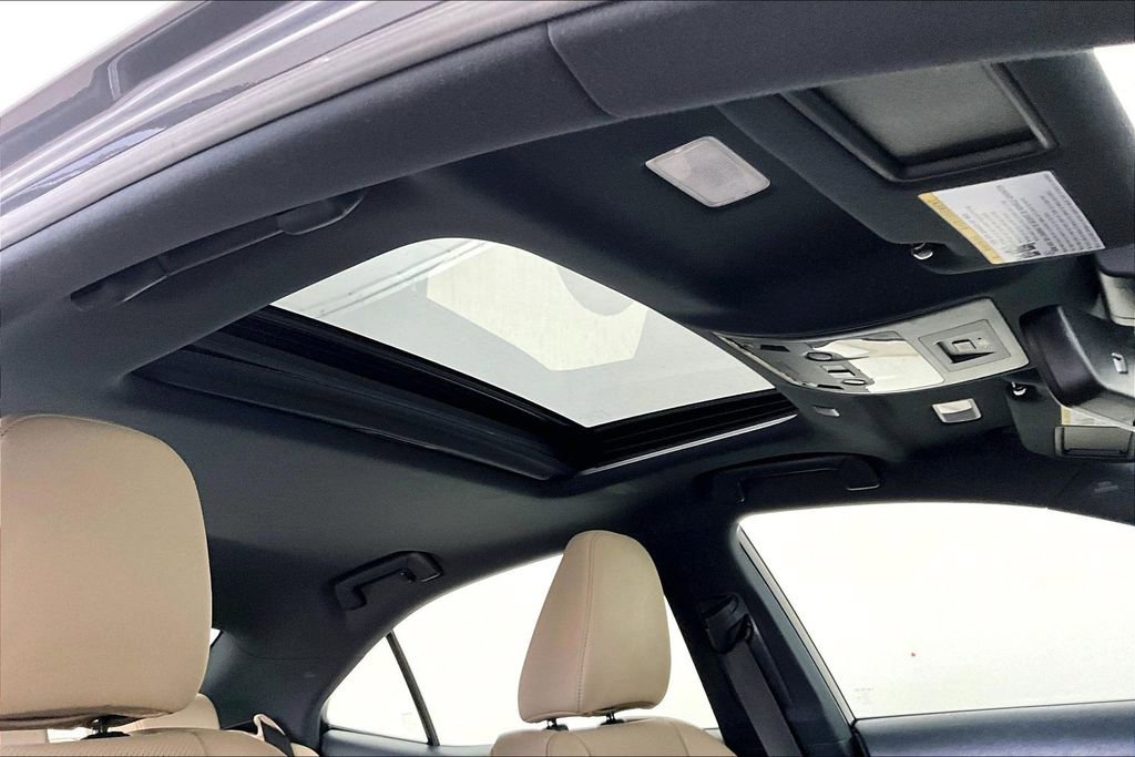 Used 2019 Lexus IS 300 F Sport w/ F Sport Package image 20