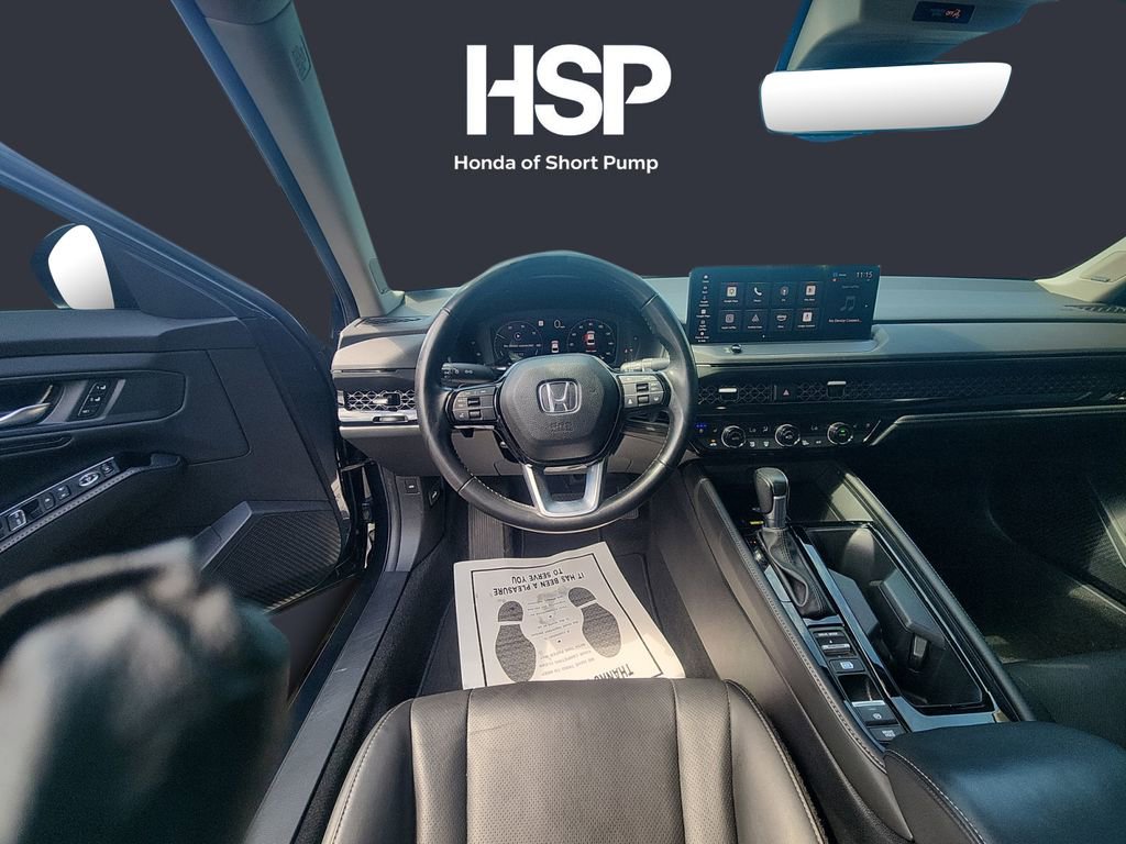 Used 2023 Honda Accord Touring image 12