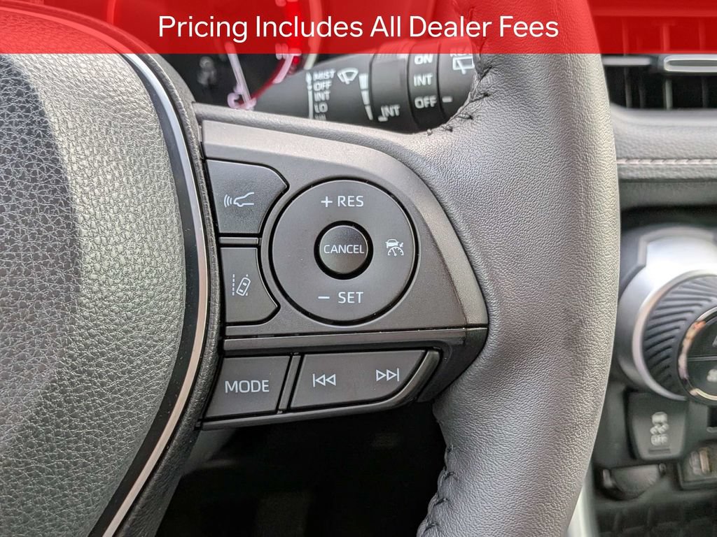 Used 2024 Toyota RAV4 XLE Premium FWD image 27