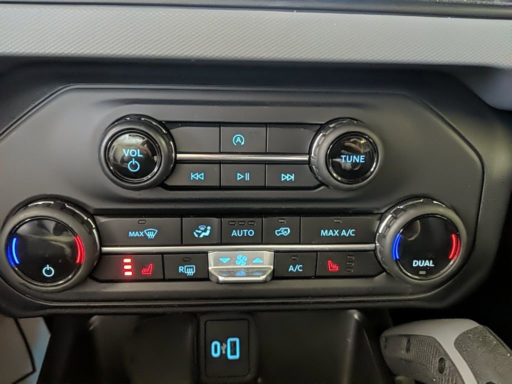 Used 2023 Ford Bronco Big Bend image 19