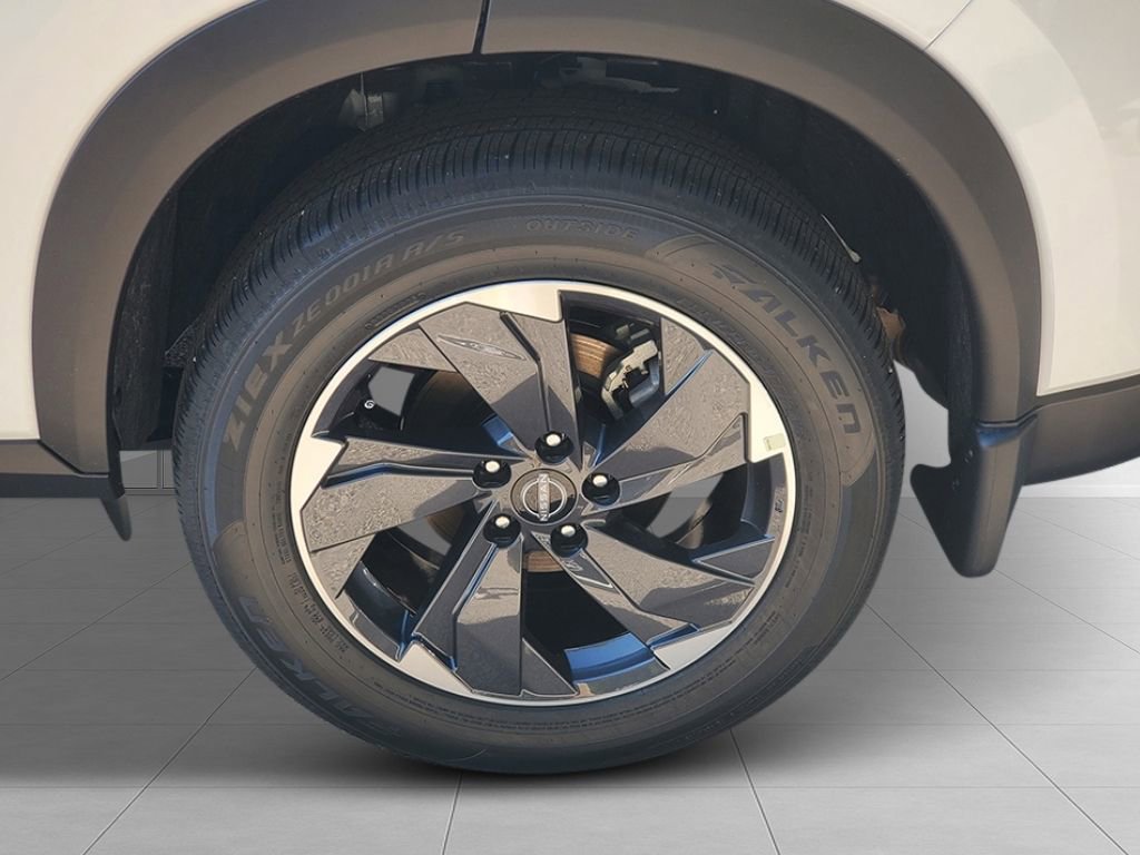 New 2026 Nissan Rogue SV w/ Cold Weather Package FWD image 9