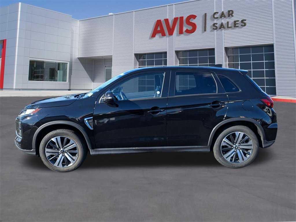 Used 2025 Mitsubishi Outlander Sport SE image 2