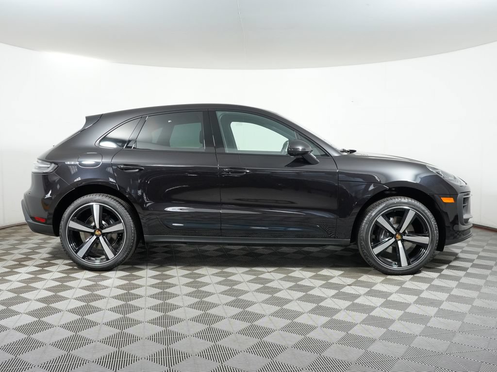 New 2026 Porsche Macan AWD/4WD image 8