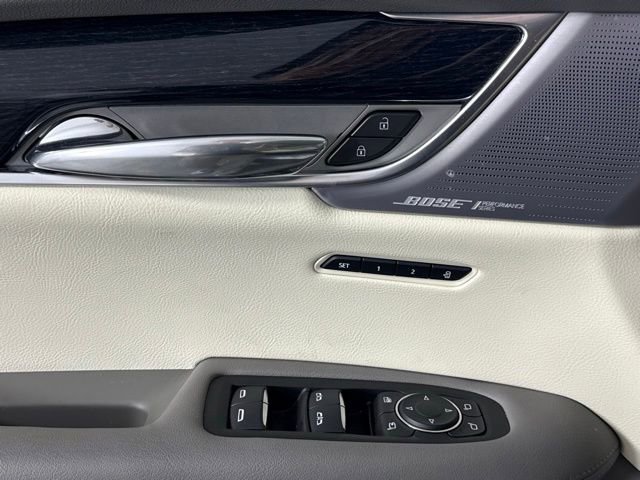 Certified 2024 Cadillac XT6 Premium Luxury w/ Technology Package FWD image 15