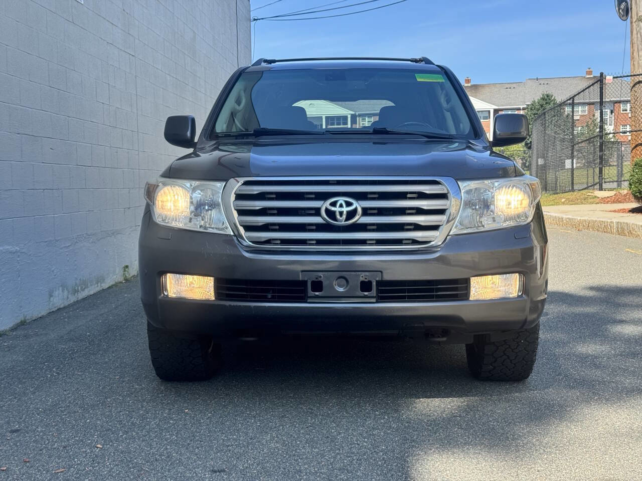 Used 2011 Toyota Land Cruiser image 4