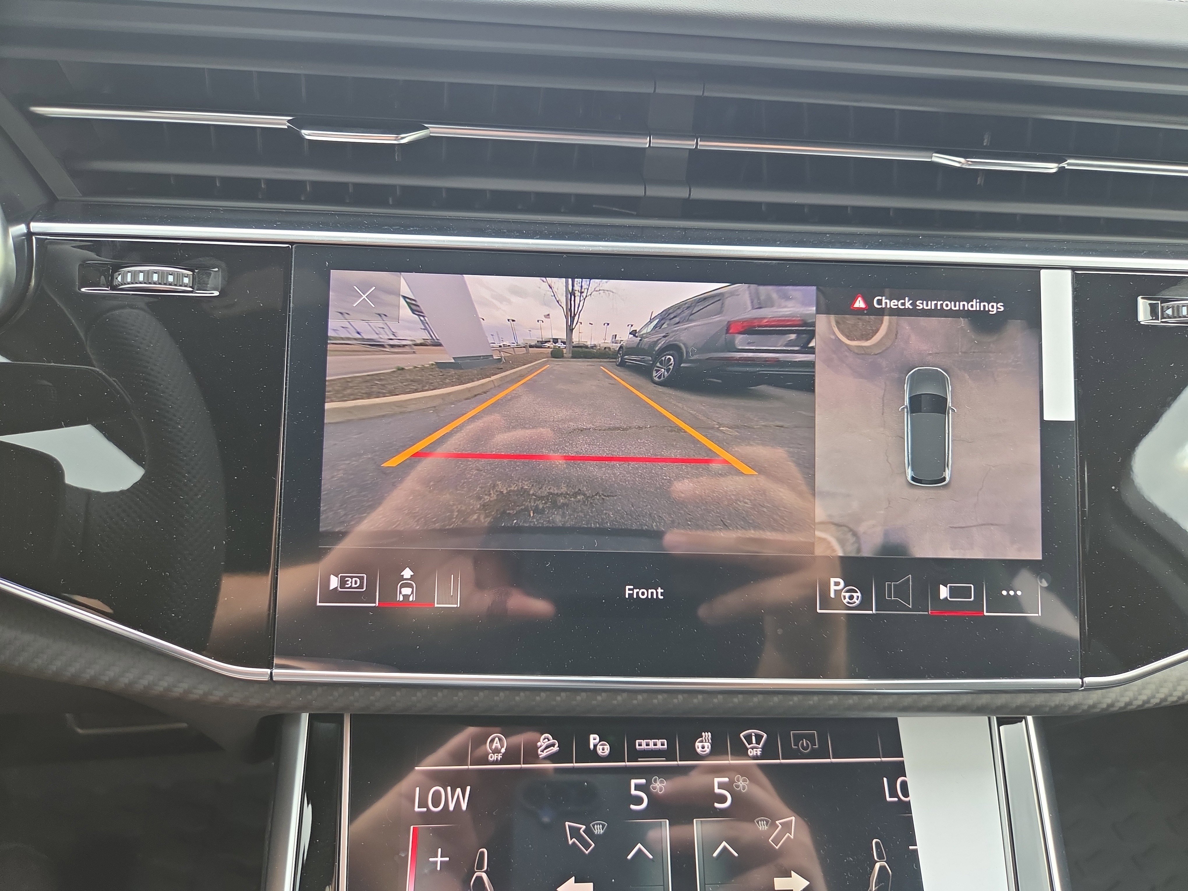 New 2026 Audi SQ7 Prestige image 10