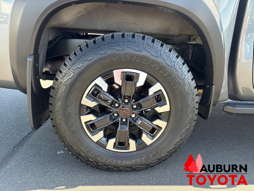 Used 2023 Nissan Frontier PRO-4X w/ Technology Package AWD/4WD image 25