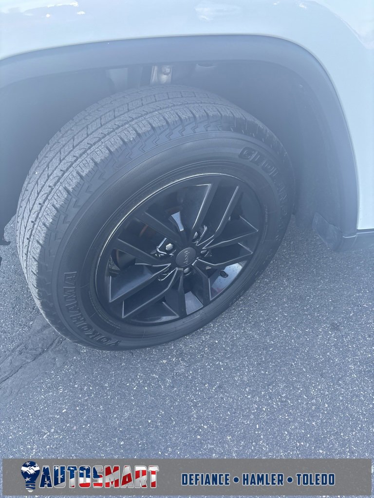 Used 2020 Jeep Grand Cherokee Limited image 9