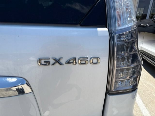 Used 2017 Lexus GX 460 w/ Navigation Package AWD/4WD image 4