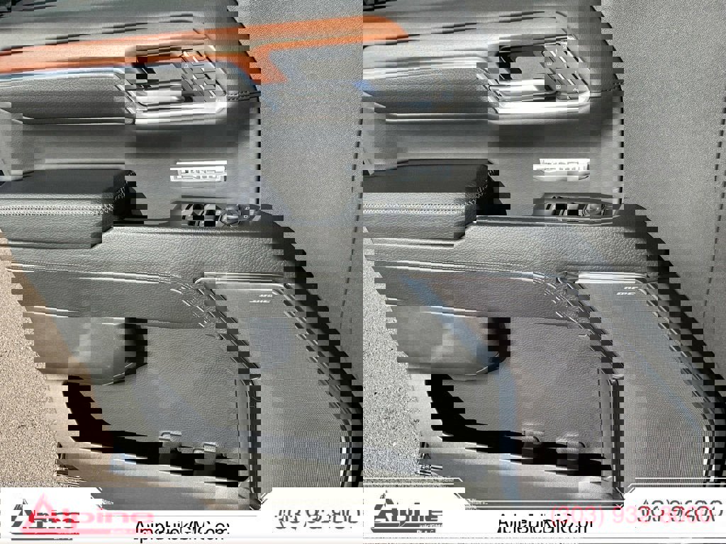 Used 2023 GMC Sierra 1500 Denali w/ Technology Package image 19