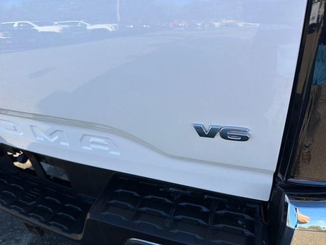 Used 2018 Toyota Tacoma SR5 AWD/4WD image 29
