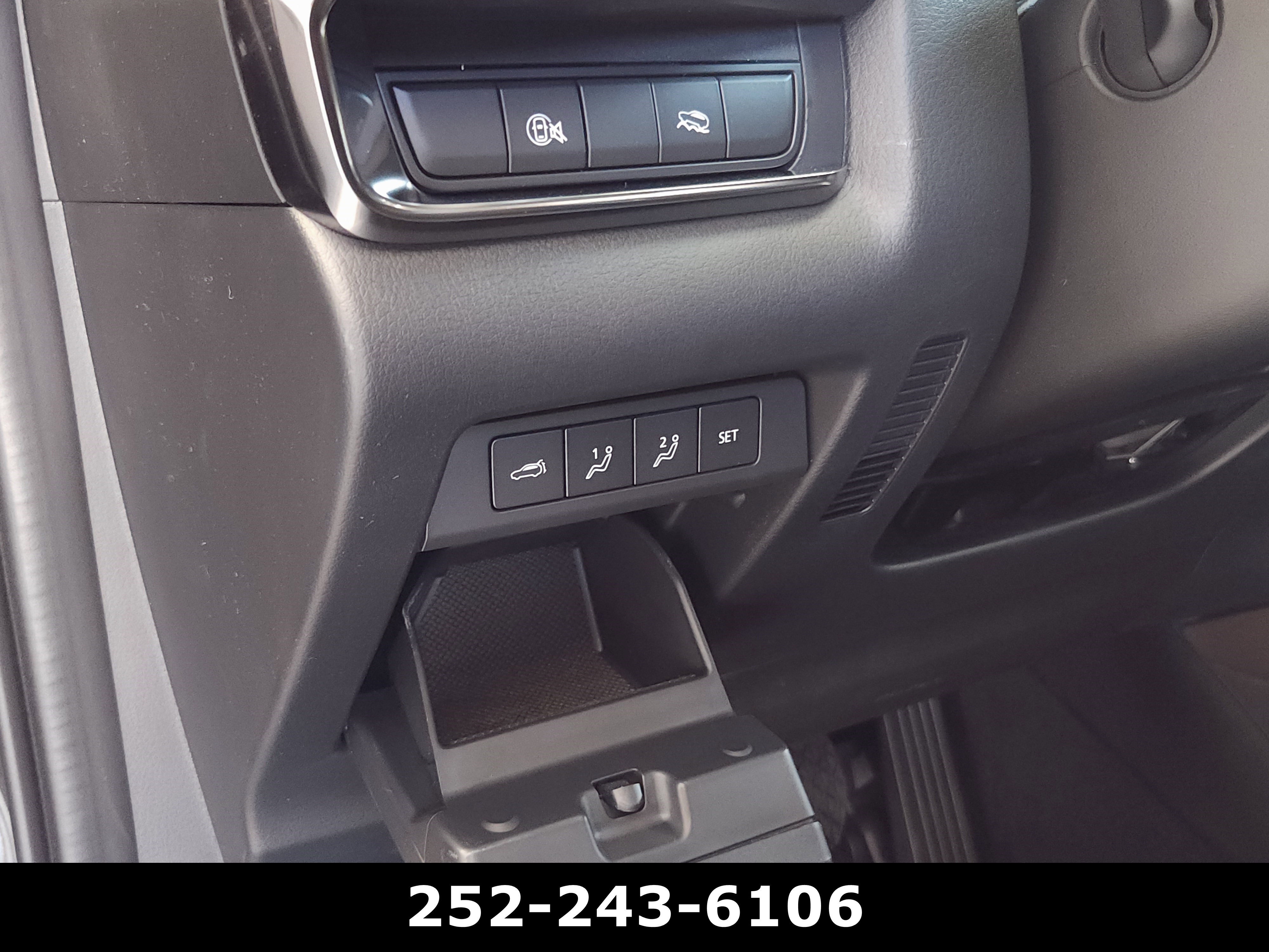 Used 2025 MAZDA CX-30 AWD 2.5 S w/ Premium Package image 26